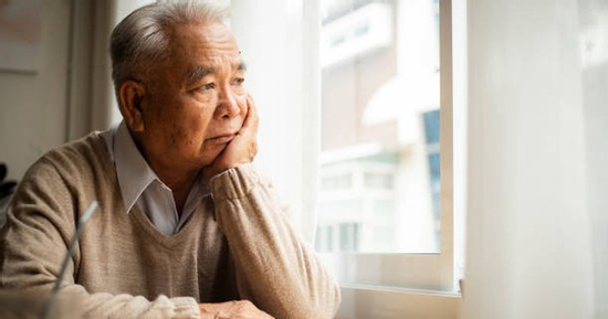 Sau 1 năm sống trong viện dưỡng lão, tôi nhận ra: Tuổi già phải có 3 điểm tựa này nửa đời sau mới an nhàn