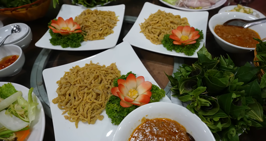 Đặc sản Thanh Hóa không phải ai cũng dám thử, khách sành ăn khen ngon hơn tôm