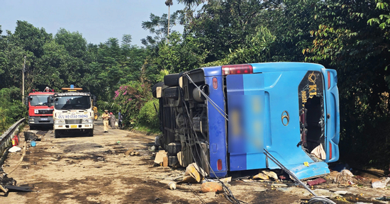 Danh tính các nạn nhân tử vong trong vụ lật xe khách tại Lào Cai