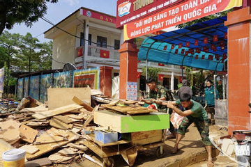 Thủ tướng: Khắc phục nhanh nhất thiệt hại do thiên tai ở các cơ sở giáo dục