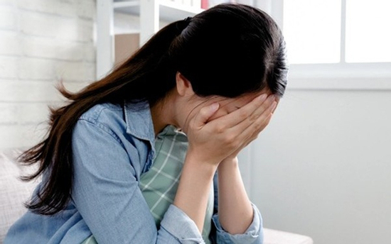 Tôi giao nhà cho con gái trước khi tái hôn, con trai chồng sắp cưới lại nói: 