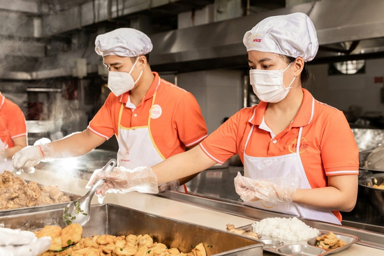 Trăn trở bữa ăn bán trú không chỉ đủ dinh dưỡng