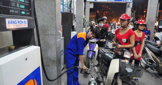 Giá xăng dầu quay đầu đi lên