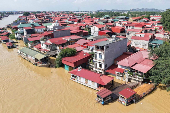 Nước sông Cầu dâng cao, hàng nghìn hộ dân ở Bắc Ninh bị cô lập