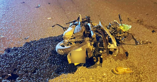 Va chạm với ô tô, người đi xe máy tử vong ở làn cao tốc Đại lộ Thăng Long