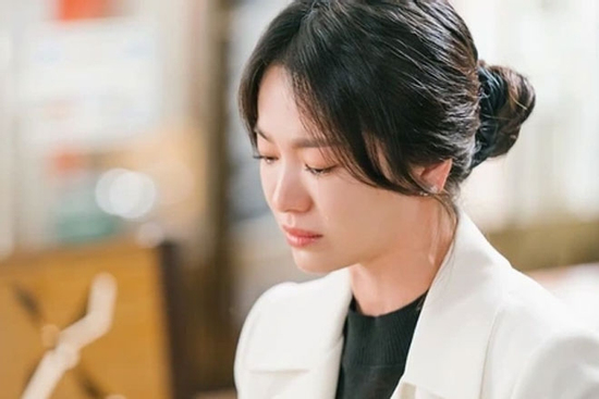 Bố chồng mất, con dâu đi rút 3 triệu tiền thừa kế: Câu nói của nhân viên ngân hàng khiến chị ngã quỵ