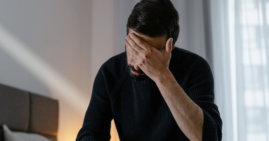 Cuốn sổ trong ngăn tủ 'tố cáo' bộ mặt thật của người vợ hiền, dâu thảo