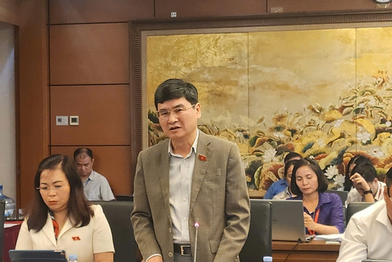 ĐBQH đề xuất cho học sinh mượn sách giáo khoa, không lo việc hàng năm phải mua