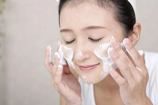 Đây mới là cách cải thiện làn da không bị lão hóa vào buổi sáng