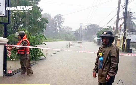 Tin lũ đặc biệt lớn trên các sông ở TP Huế, khả năng vượt đỉnh lịch sử năm 2020