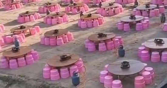 Chú rể bày 100 mâm cưới linh đình đãi khách, cả làng không ai đến dự