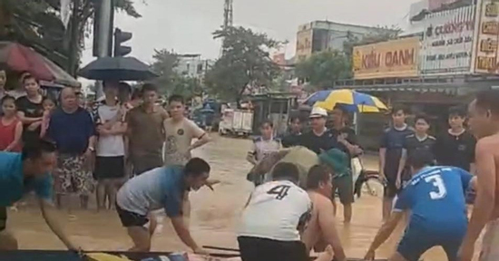 Vụ 8 người bị ngạt khí ở Đà Nẵng: Danh tính 4 nạn nhân đã tử vong