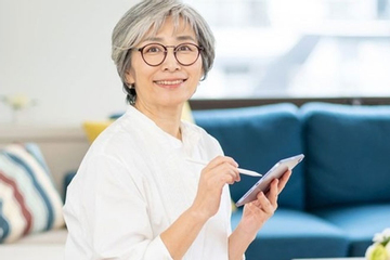 Không chu cấp cho con, không ăn hàng, không mua sắm dù lương hưu 57 triệu: Tôi nghỉ hưu vui hơn bao giờ hết