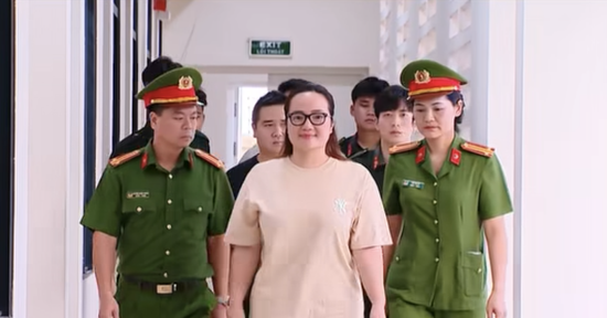 Hoàng Hường có thể đối diện mức án nào?