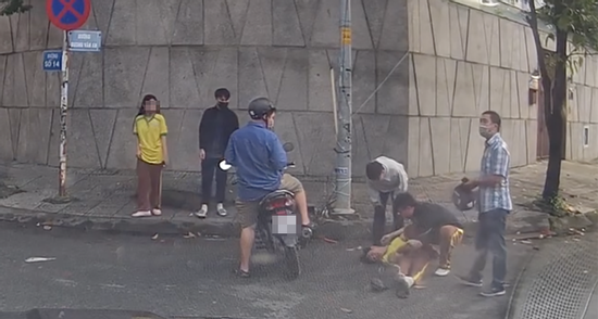 Công an TPHCM xác minh clip học sinh đánh nhau, có em co giật tại hiện trường