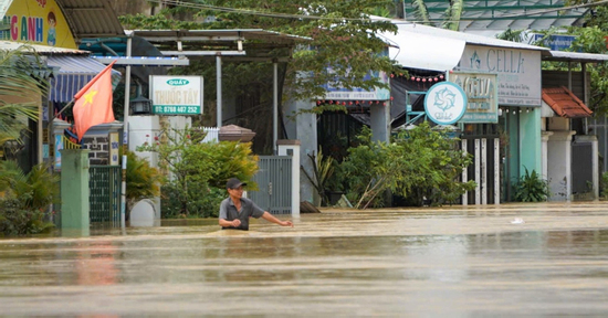 Lũ trên sông Thu Bồn tại Đà Nẵng vượt mức lịch sử năm Thìn 1964