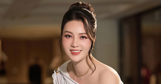 MC Thụy Vân VTV gây bất ngờ khi tái xuất sau sinh con gái thứ 2