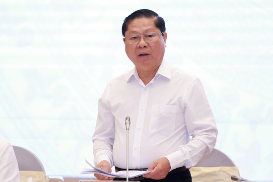 Thứ trưởng Bộ Giáo dục nói gì về thực trạng lạm thu ở trường học?