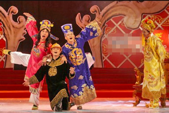 Hà Nội ngập, ca khúc chế của Táo quân 'Lụt từ ngã tư đường phố' lại hot rần rần