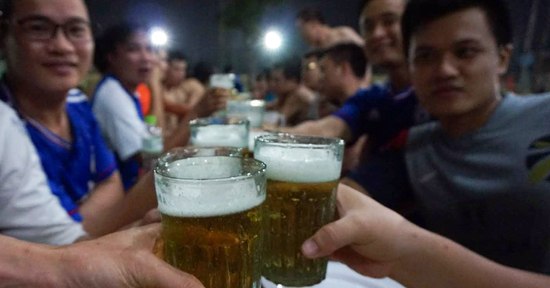 Sai lầm khiến quán bia ‘kiểu mới’ lỗ 2 tỷ, đóng cửa sau 1 năm