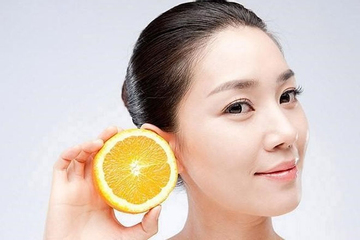 Thoa chanh lên mặt: Làm đẹp tự nhiên hay “lợi bất cập hại”?