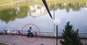 Bạo lực học đường, chính người lớn cần học những kỹ năng đồng hành cùng con