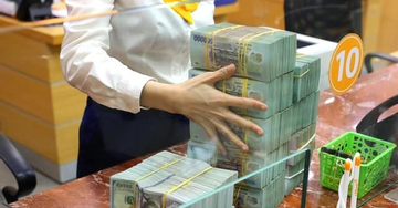 Lãi suất ngân hàng hôm nay 11/11/2025: Hai nhà băng nhập cuộc đua tăng lãi suất