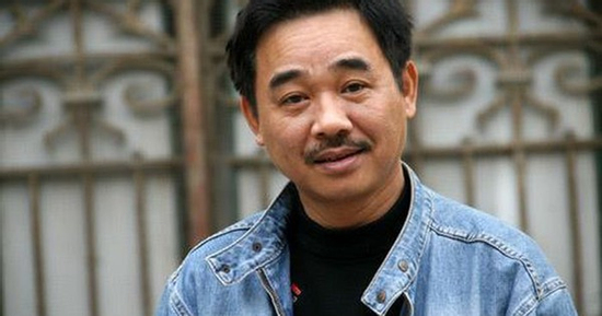 'Ngọc Hoàng' Quốc Khánh sự nghiệp thành công, khi về hưu sống độc thân trong căn phòng 10m2