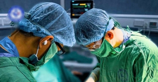 Bé trai ở Hà Nội bỏng nặng khi thí nghịch đốt cồn trong nhà tắm