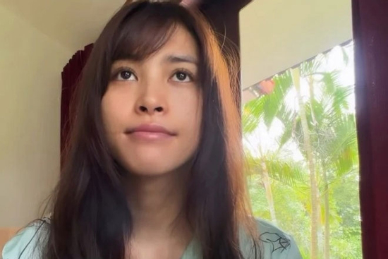 Gương mặt thật của hoa hậu Tiểu Vy sau 15 tiếng đi quay không ngủ