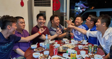 Chỉ một hóa đơn 10 triệu của buổi họp lớp, tình bạn 14 năm tan vỡ: Câu chuyện khiến ai cũng giật mình