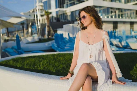 Gen Z chán việc văn phòng, đổ xô làm giúp việc cho giới siêu giàu