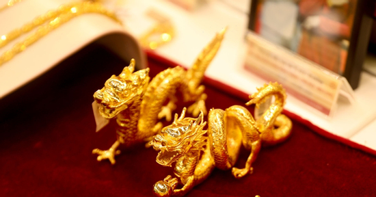 Giá vàng hôm nay 16/11/2025: Một ngày vàng SJC 'bay màu' gần 3 triệu đồng