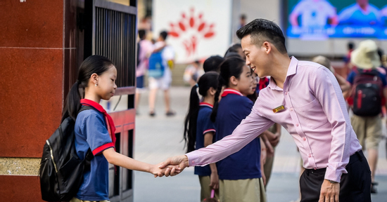 Lời chúc ngày 20/11 cho thầy giáo ngắn gọn, ý nghĩa nhất 2025