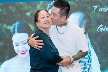 Quá khứ vất vả, hết lòng vì con của mẹ Tuấn Hưng