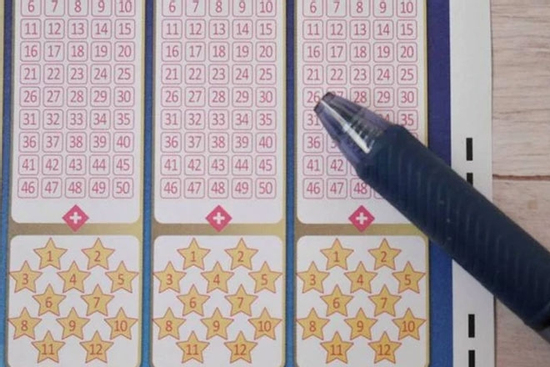 Đăng vé số trúng thưởng lên mạng, tiền bị người khác nhận mất