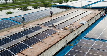 Lắp điện mặt trời mái nhà không thông báo, đề xuất phạt lên đến 10-20 triệu đồng