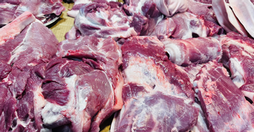 Nông dân bán đàn lợn lỗ gần nửa tỷ đồng, ở chợ thịt lợn có loại vẫn 190 nghìn/kg