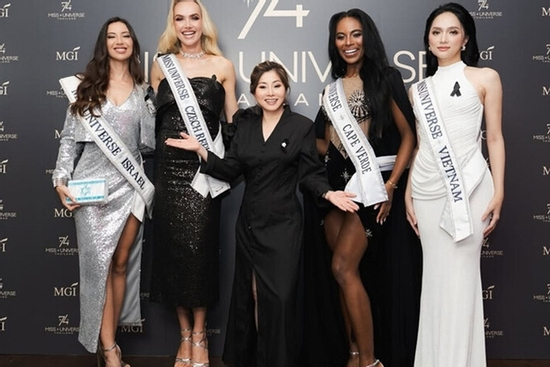 Hương Giang thần thái nhập cuộc Miss Universe, được Missosology khen ngợi