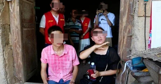 Cha bị lừa bán vào mỏ than, con gái lưu lạc 31 năm nghẹn ngào ngày đoàn tụ