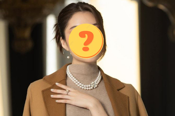 Thân thế đình đám của nữ MC vừa chi lớn ủng hộ bà con vùng lũ, check sao kể nhiều người 'nể'