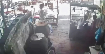 Đang bán bánh mì, người phụ nữ mang thai 36 tuần bất ngờ bị kẻ lạ đâm giữa chợ