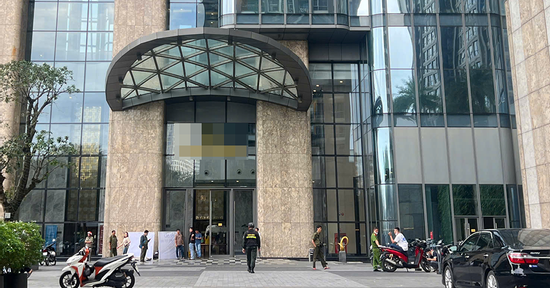 Điều tra vụ thi thể người trong túi màu xanh ở khu đô thị cao cấp tại TPHCM