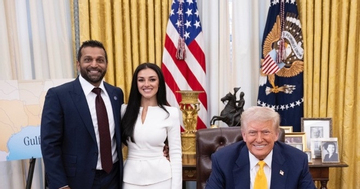 Giám đốc FBI gây tranh cãi khi cử đặc nhiệm SWAT để bảo vệ bạn gái