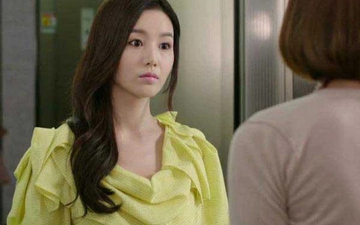 Về thăm em dâu sinh con, tôi lại được mẹ cho thêm hai con gà, lời nói của em dâu khiến tôi vô cùng xấu hổ