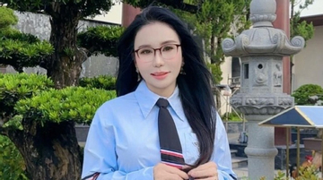 Choáng ngợp biệt thự xa hoa do bà chủ Mailisa xây tặng mẹ ở quê nhà