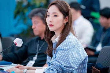 Được nam đồng nghiệp âm thầm hỗ trợ, tôi bất ngờ trở thành tâm điểm của tin đồn ngoại tình