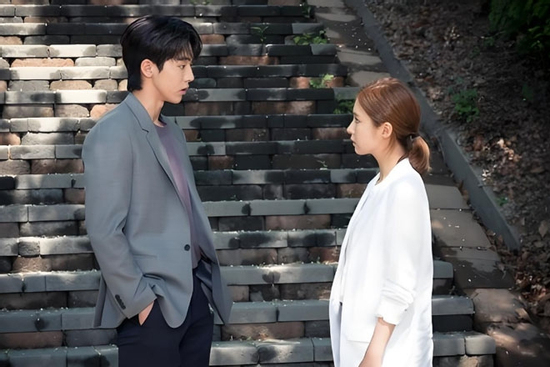 'Nhiều lúc muốn đổi chồng': Tôi cay đắng khi nghe vợ nói và phủ nhận hết công lao của tôi trước mặt họ hàng