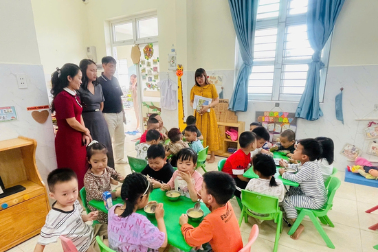 Bộ Y tế đề nghị ban đại diện cha mẹ học sinh cùng giám sát an toàn thực phẩm