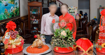 Thông gia nghèo đem sính lễ đi bán, cả họ xúc động khi biết lý do